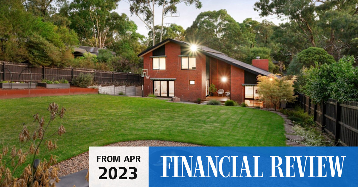 Housing auction results Melbourne house sells 400,000 above reserve